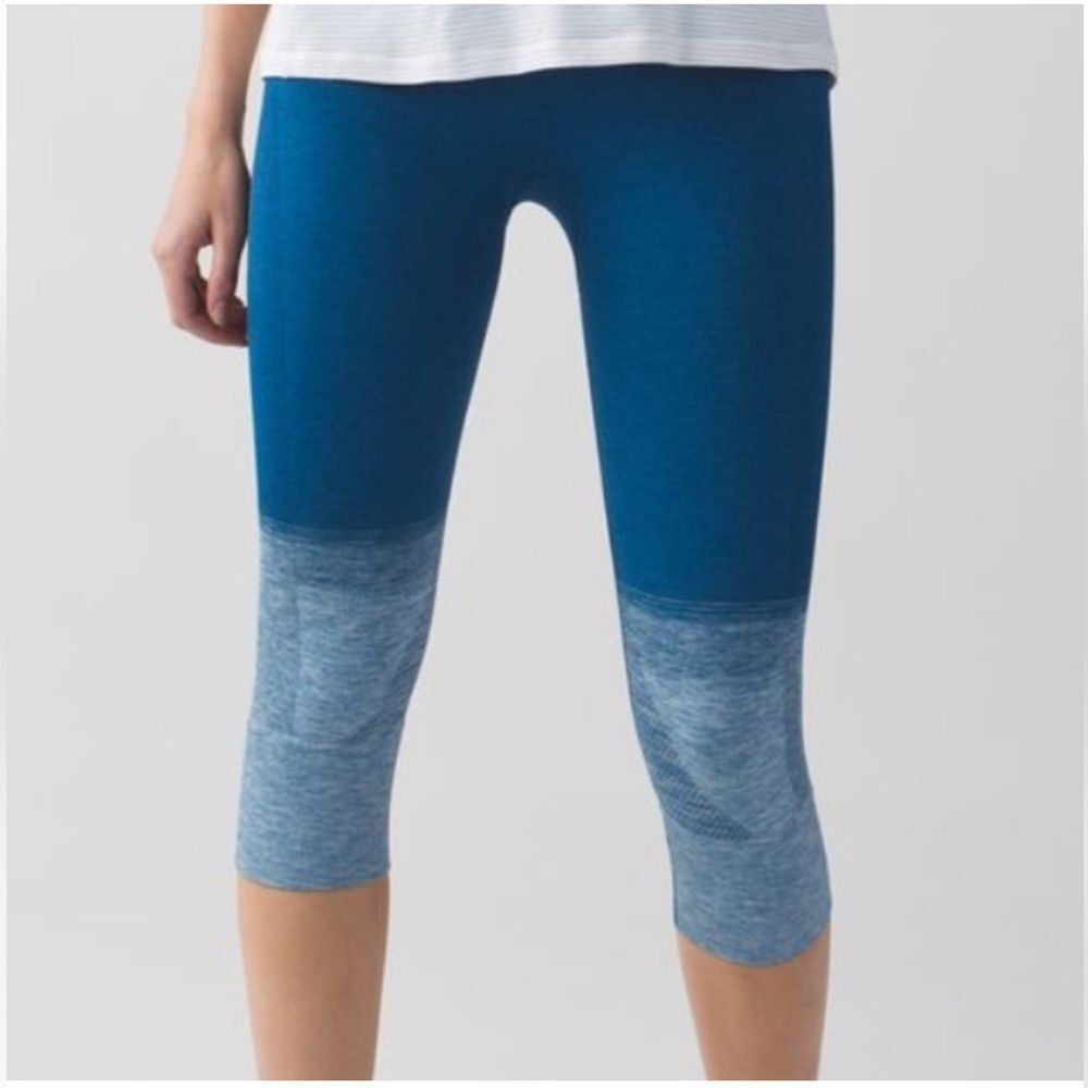Lululemon Seamlessly Street Crop Leggings Heathered Poseidon size 4